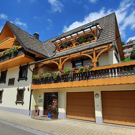 Gaestehaus Haaser Hotel Bad Peterstal-Griesbach Eksteriør billede